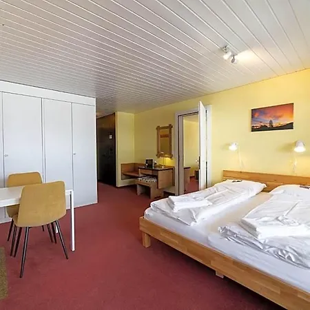 فندق Saentis 3*