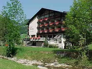 Saentis انترواسر