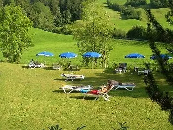 Saentis انترواسر
