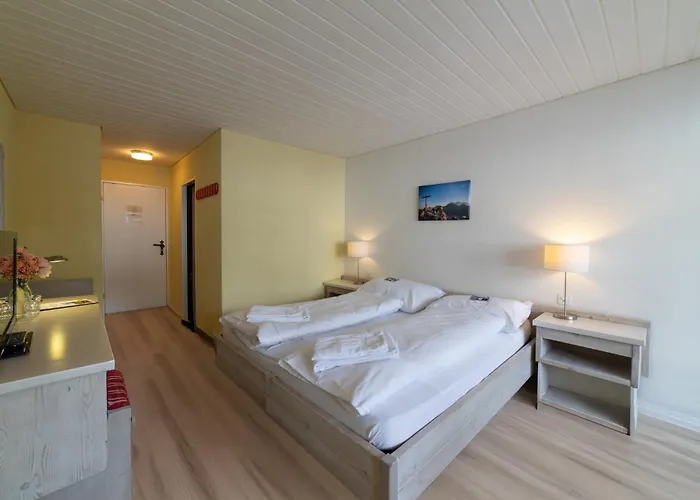 Saentis 3* Unterwasser